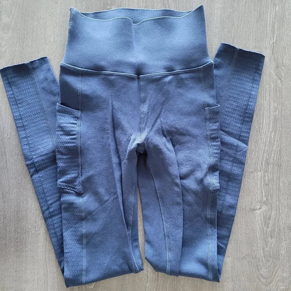 Fabletics Sculptknit Leggings - Picture 6 of 6